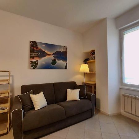 La Casina Al Lago Mandello del Lario Zewnętrze zdjęcie